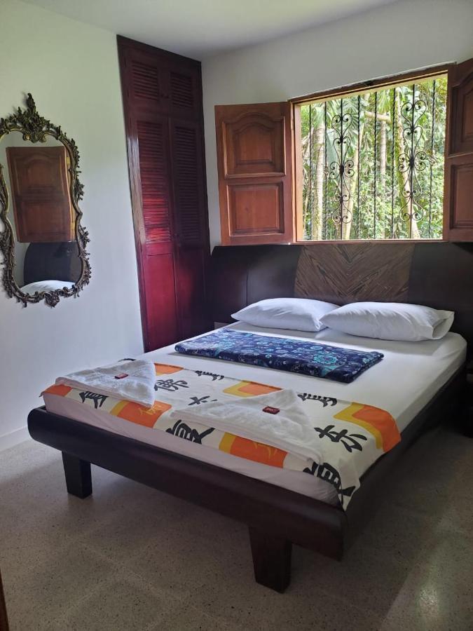 Rosita 3 Hotel Jardin Exterior foto
